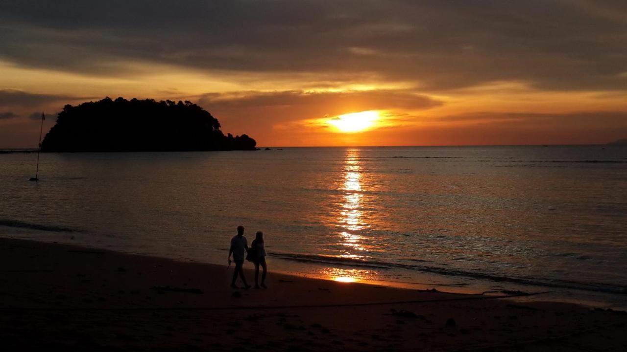 Libong Relax Beach Resort Транг Экстерьер фото